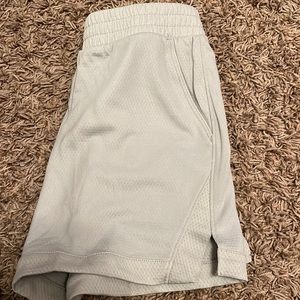 girls medium athletic shorts